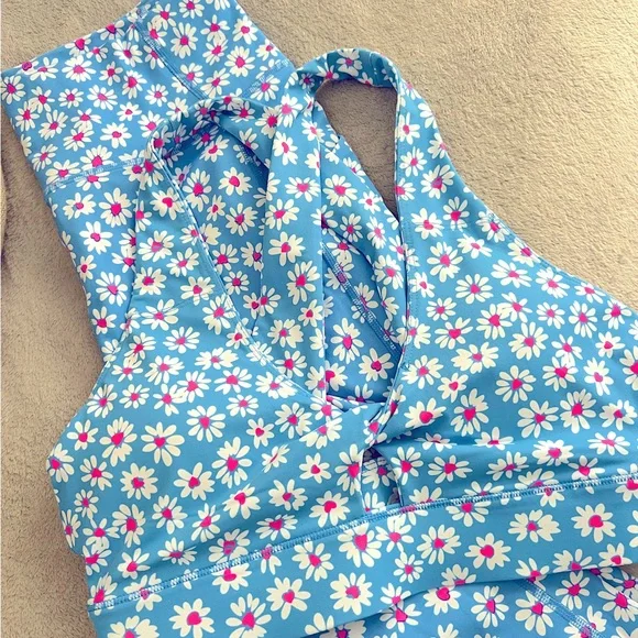 Workout Outfit Fabletics - Picture 9 of 12